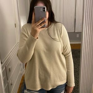 Cream American Eagle long sleeve tee